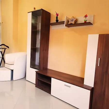 Floor Two Bedroom In Burgas